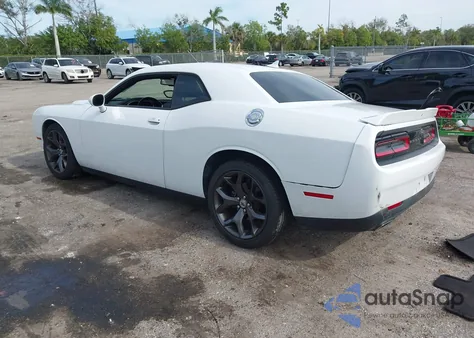 2018 Dodge Challenger Sxt Plus из США, поврежденный, VIN 2C3CDZAGXJH228137